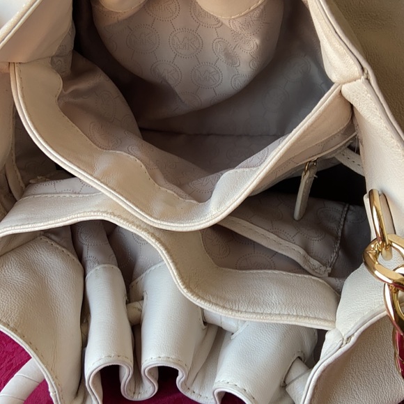 Rare Michael Kors crossbody bag Great condition - Picture 3 of 4